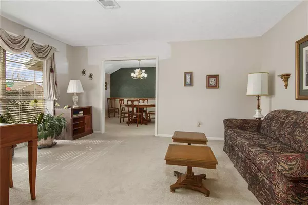 103 Parliament DR, Houston, TX 77034