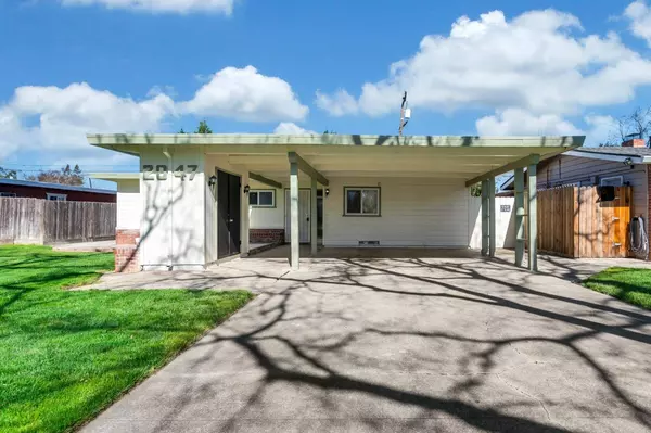 2047 Douglas RD, Stockton, CA 95207