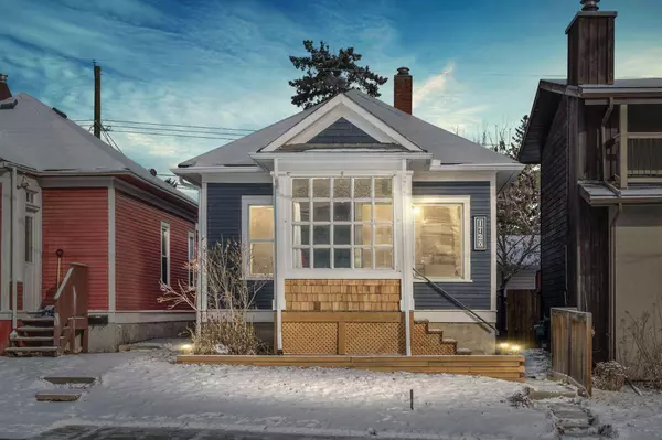 1728 34 AVE SW, Calgary, AB T2T 2B6