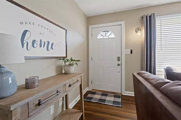 648 W Wabash ST, Olathe, KS 66061