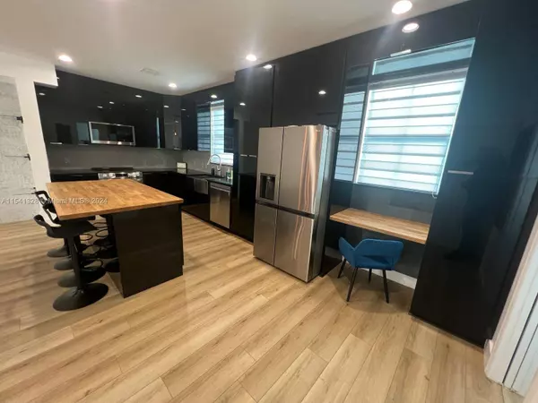 1705 Johnson St #B, Hollywood, FL 33020