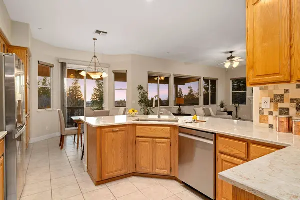 6622 Star Vista LN, Rocklin, CA 95677