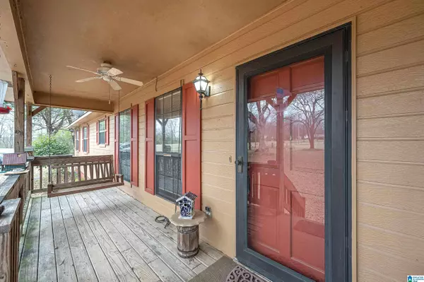 1070 HILLCREST DRIVE, Bessemer, AL 35022