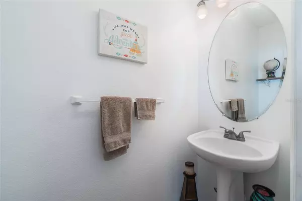 3335 BROKEN BOW DR, Land O Lakes, FL 34639