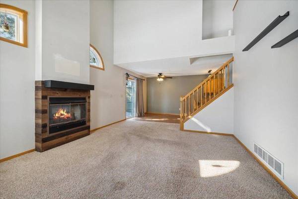 8793 Branson DR, Inver Grove Heights, MN 55076