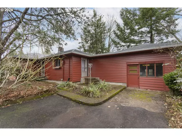 13702 SE MITCHELL ST, Portland, OR 97236