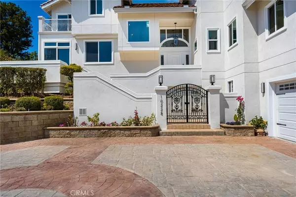 10228 Overhill DR, North Tustin, CA 92705