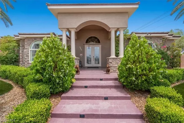 4665 N Chieftain Street, Las Vegas, NV 89129