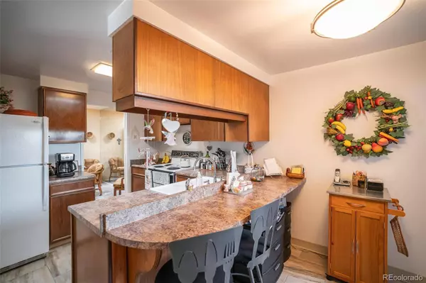 7202 W Maple DR, Lakewood, CO 80226