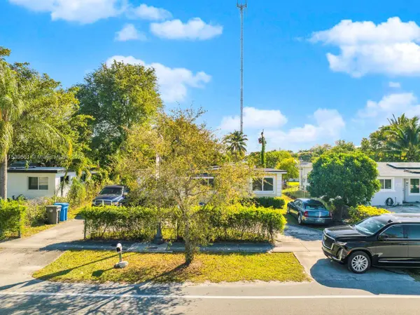 2611 SW 56th Ave, West Park, FL 33023