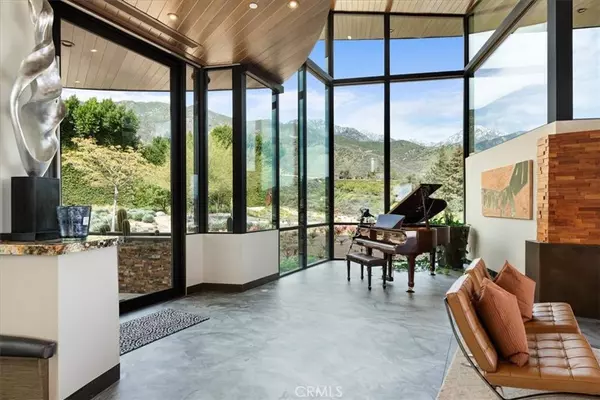 125 Rose CT, Upland, CA 91784