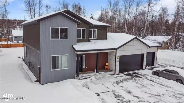 1441 W Lake Lucille DR, Wasilla, AK 99654