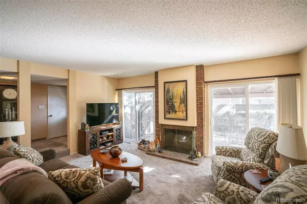 7202 W Maple DR, Lakewood, CO 80226