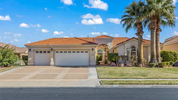 784 N SKY MOUNTAIN Blvd, Hurricane, UT 84737