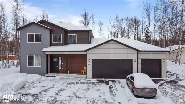 1441 W Lake Lucille DR, Wasilla, AK 99654