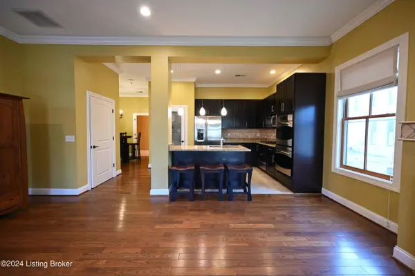 927 Cherokee Rd #5E, Louisville, KY 40204