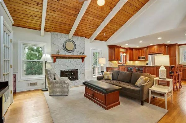 3034 Holly Mill RUN, Marietta, GA 30062