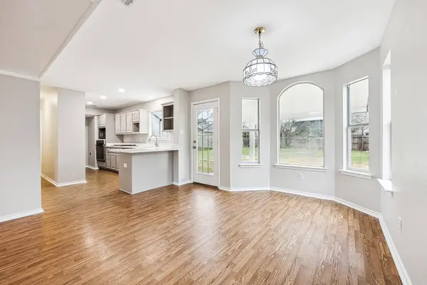 1904 Hollow Tree BLVD, Round Rock, TX 78681