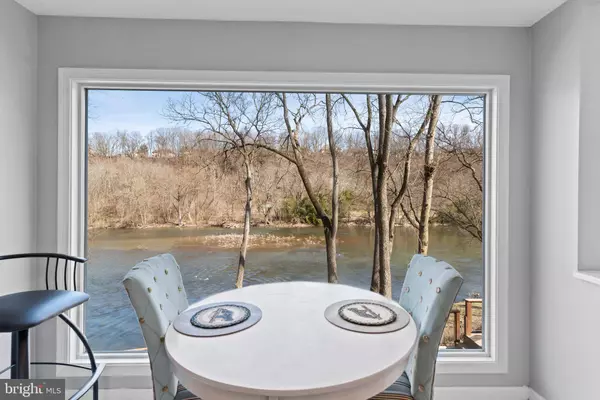 866 ACRI RD, Mechanicsburg, PA 17050