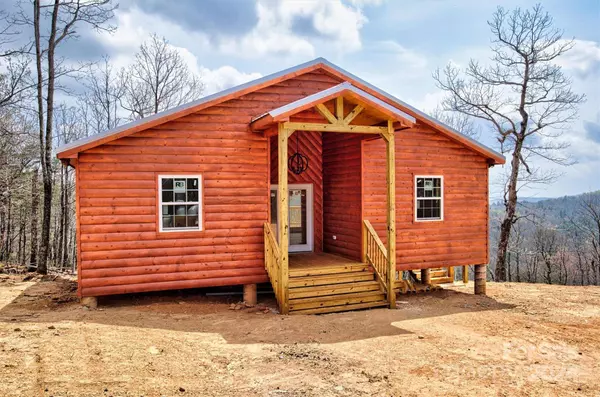 7025 Martin LN, Morganton, NC 28655