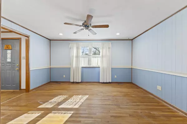 8340 Compton ST, Indianapolis, IN 46240