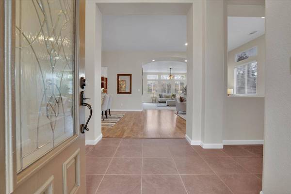 237 Primrose AVE, Manteca, CA 95337