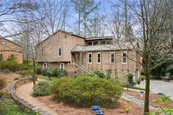 3034 Holly Mill RUN, Marietta, GA 30062