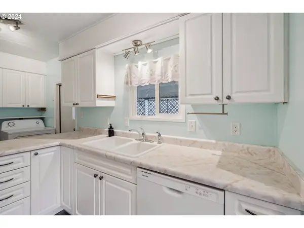 1125 58TH ST #001, Springfield, OR 97478