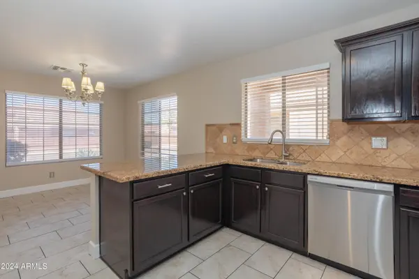 2905 N 89TH Drive, Phoenix, AZ 85037