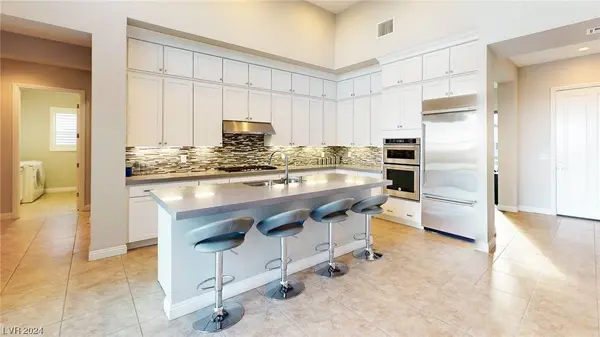 6812 Mojave Sage Court, Las Vegas, NV 89148