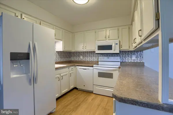 811 LEE CT, Enola, PA 17025