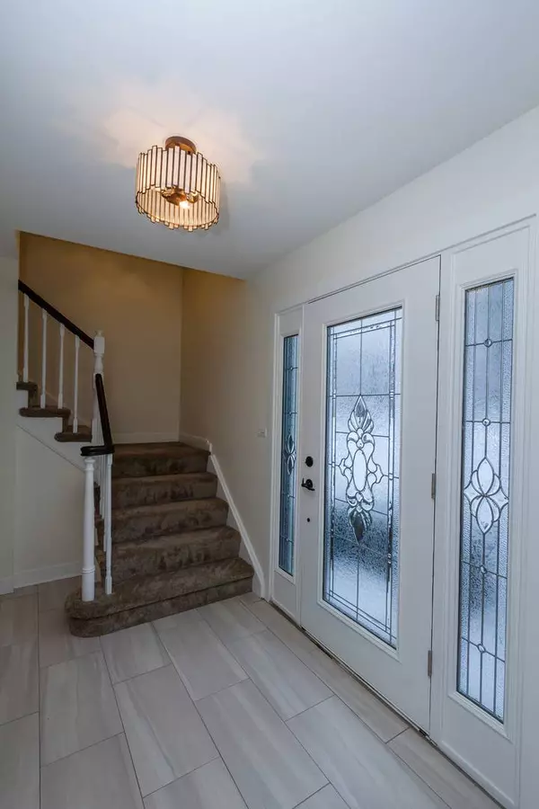 1107 W Peregrine DR, Palatine, IL 60067