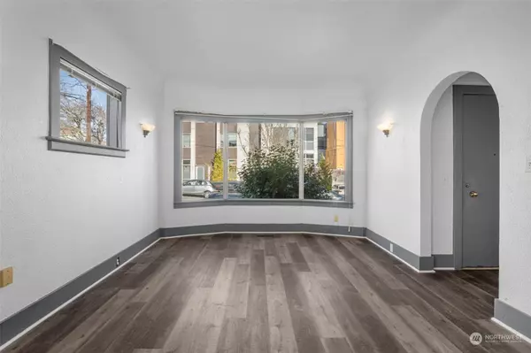 2509 S Dearborn St, Seattle, WA 98144