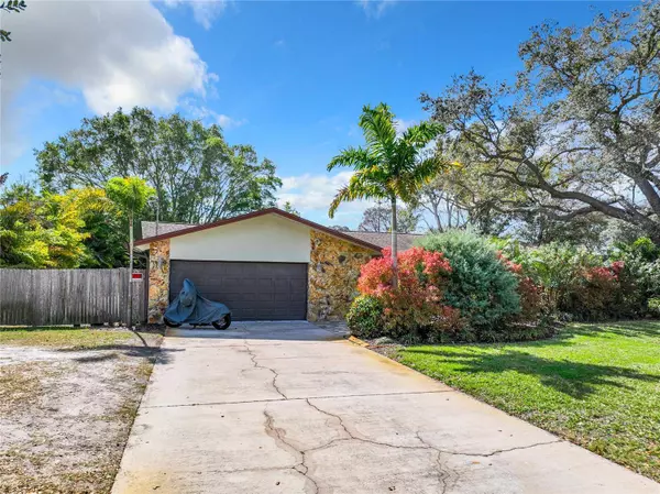 13480 102ND AVE, Largo, FL 33774