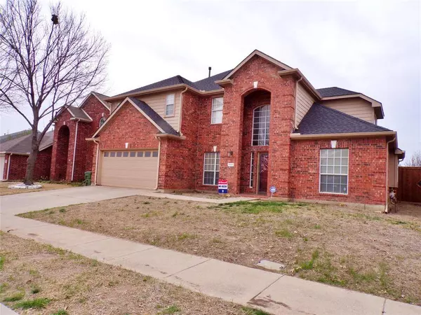 7001 Deer Run Drive, Watauga, TX 76137