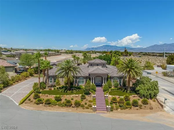 4665 N Chieftain Street, Las Vegas, NV 89129