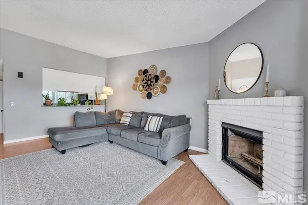 10064 Zeolite Dr, Reno, NV 89506-1638