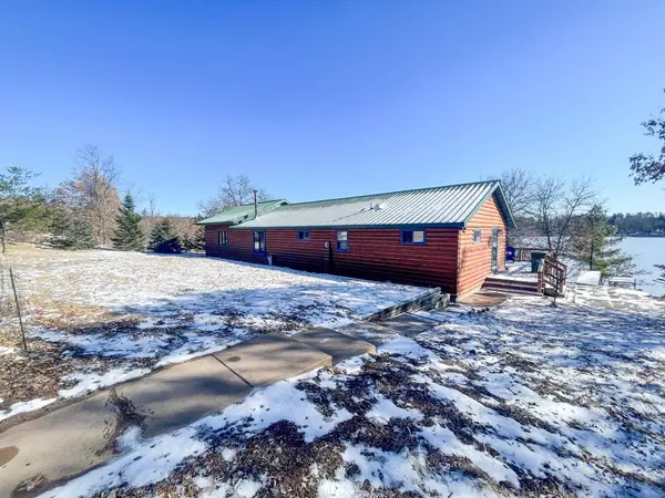 W7517 Sleepy Eye RD, Minong, WI 54859