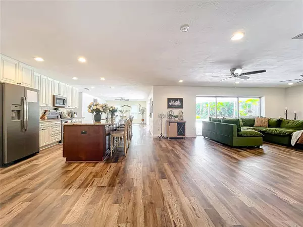 13480 102ND AVE, Largo, FL 33774