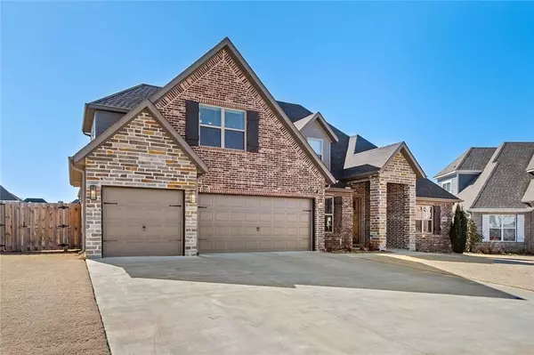 1610 Grace Pl, Bentonville, AR 72713