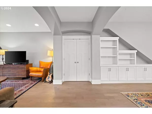 625 3RD ST, Lake Oswego, OR 97034