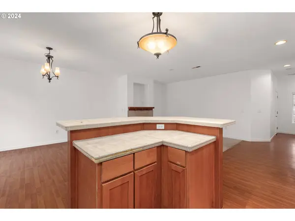 186 NW ELEVEN MILE AVE, Gresham, OR 97030