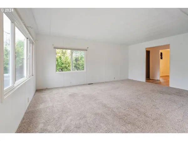 1125 58TH ST #001, Springfield, OR 97478