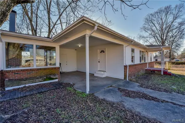 413 39TH ST E, Tuscaloosa, AL 35405