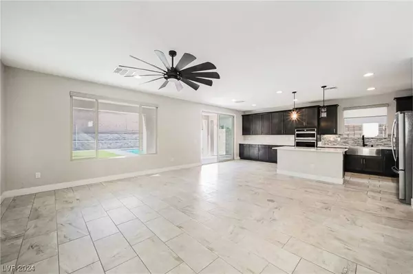 10941 Rejuvenate Place, Las Vegas, NV 89138