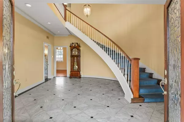 5468 DAYNA CT, New Orleans, LA 70124