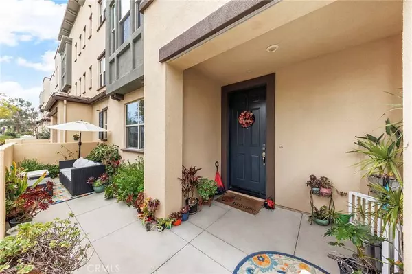 142 Fixie, Irvine, CA 92618