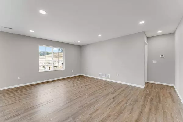 2464 Russell Court, Reedsburg, WI 53959