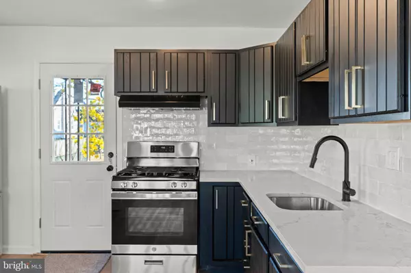 257 MERCER AVE, Bellmawr, NJ 08031