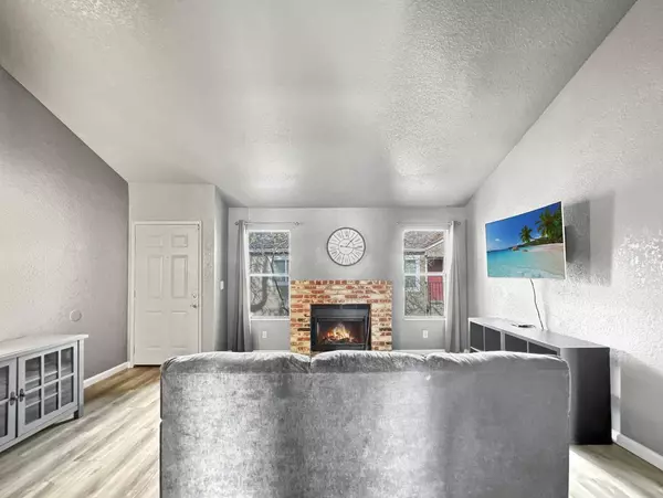 9101 Newhall DR, Sacramento, CA 95826